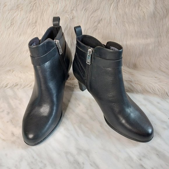 Rockport Trutech Women's Black Leather Ankle Heel Zip Boots 7M - Picture 1 of 8